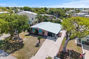 412 3rd St, Key Largo, FL 33037 - Photo 2