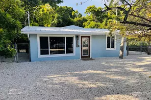 217 Gasparilla Dr, Key Largo, FL 33037 - Photo 2