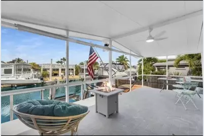 118 Burgundy Drive, Tavernier, FL 33070 - Photo 2