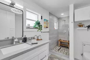 75691 Overseas Hwy, Islamorada, FL 33036 - Photo 16