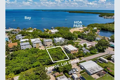  Lakeview and Poinciana Drive, Key Largo, FL 33037 - Photo 1