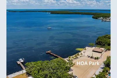  Lakeview and Poinciana Drive, Key Largo, FL 33037 - Photo 4