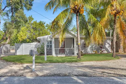 28 Tarpon Avenue, Key Largo, FL 33037 - Photo 12