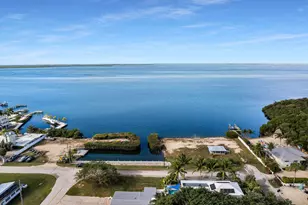 28 Tarpon Ave, Key Largo, FL 33037 - Photo 4