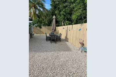 610 N Emerald Drive, Key Largo, FL 33037 - Photo 20