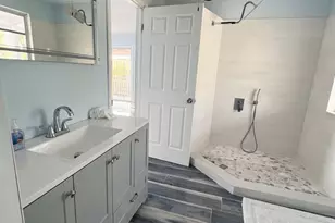 100 Palmetto Ave, Tavernier, FL 33070 - Photo 12