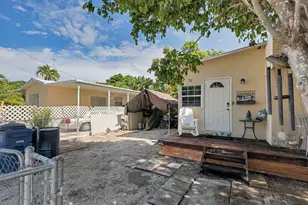 72 1st Ct, Key Largo, FL 33037 - Photo 2