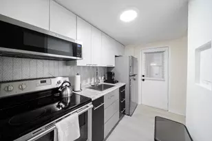 7904 West Dr, Other, FL 33140 - Photo 8