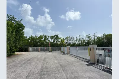 410 Mahogany Avenue, Key Largo, FL 33037 - Photo 28