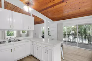 115 Fontaine Dr, Tavernier, FL 33070 - Photo 12