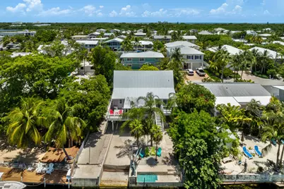 251 Pueblo Street, Islamorada, FL 33070 - Photo 2