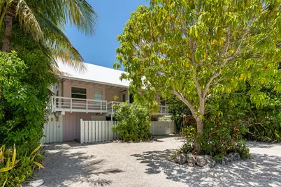 251 Pueblo Street, Islamorada, FL 33070 - Photo 6