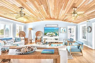 22815 Port Royal Ln, Cudjoe, FL 33042 - Photo 10