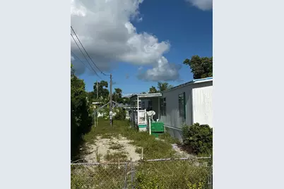 13 Judy Place, Key Largo, FL 33037 - Photo 1