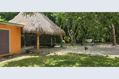 16 Pompano Avenue, Key Largo, FL 33037 - Photo 4