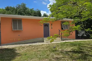 16 Pompano Ave, Key Largo, FL 33037 - Photo 1