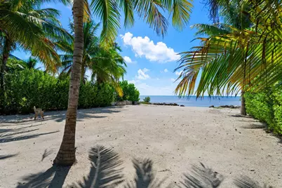 58618 Overseas Highway, Marathon, FL 33050 - Photo 2