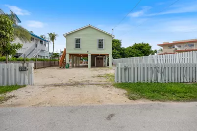 102 Snapper Creek Drive, Layton, FL 33001 - Photo 4