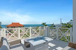 317 E Seaview Cir, Duck, FL 33050 - Photo 2