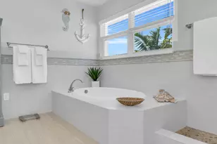 511 4th St, Key Colony, FL 33051 - Photo 14