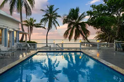 109 Columbus Drive, Upper Sugarloaf Key, FL 33036 - Photo 6