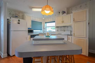 185 W Avenue A, Key Largo, FL 33037 - Photo 10