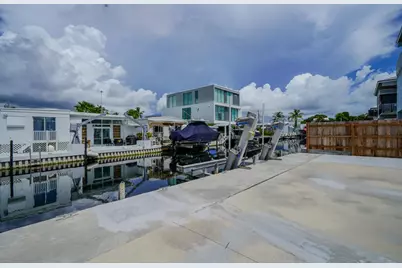 185 W Avenue A, Key Largo, FL 33037 - Photo 14