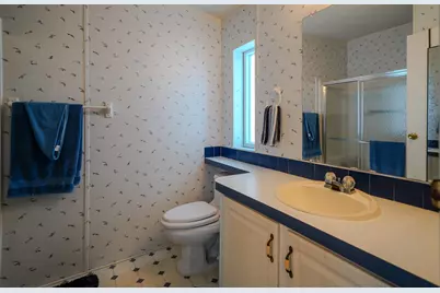 185 W Avenue A, Key Largo, FL 33037 - Photo 6