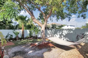 251 2nd St, Key Colony, FL 33051 - Photo 12