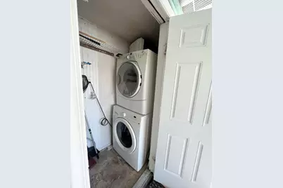 251 2nd St, Key Colony, FL 33051 - Photo 10