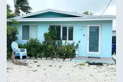 251 2nd St, Key Colony, FL 33051 - Photo 2