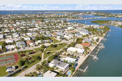 251 2nd St, Key Colony, FL 33051 - Photo 20