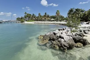 251 2nd St, Key Colony, FL 33051 - Photo 16