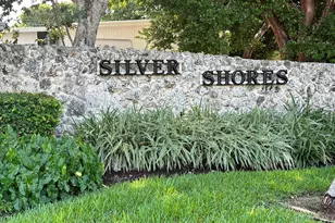 915 S 915 Emerald Dr, Key Largo, FL 33037 - Photo 10