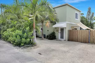 80 Le Grand Dr, Key Largo, FL 33037 - Photo 10