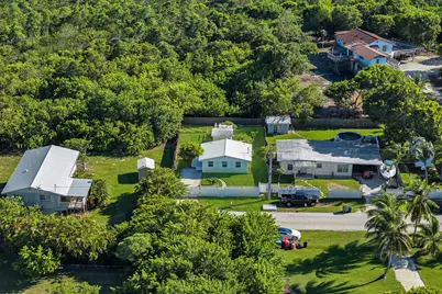 30170 Linda Street, Big Pine, FL 33043 - Photo 28