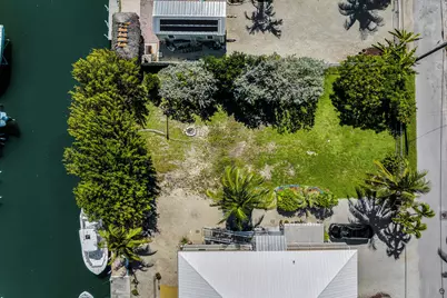 149 Iroquois Drive, Islamorada, FL 33036 - Photo 2