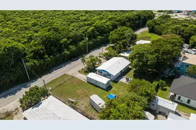 8 S Andros Road, Key Largo, FL 33037 - Photo 30