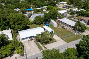 8 S Andros Rd, Key Largo, FL 33037 - Photo 26