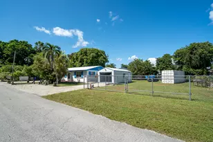 8 S Andros Rd, Key Largo, FL 33037 - Photo 4