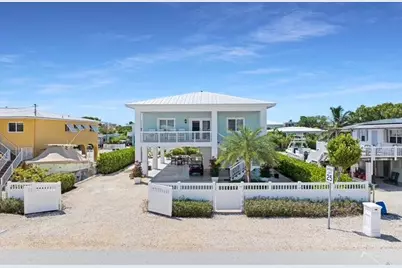 162 Marina Avenue, Key Largo, FL 33037 - Photo 2