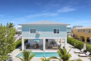 162 Marina Ave, Key Largo, FL 33037 - Photo 1