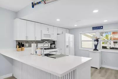 209 Buttonwood Avenue, Key Largo, FL 33037 - Photo 16