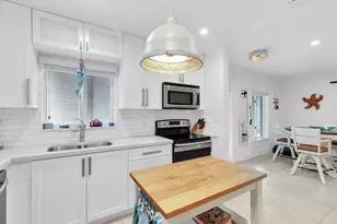 181 Ocean View Dr, Key Largo, FL 33037 - Photo 12