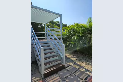 29188 Tulip Lane, Big Pine, FL 33043 - Photo 10