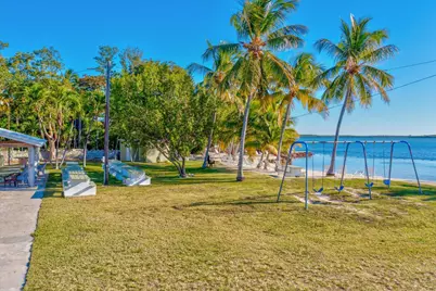 13 Bass Avenue, Key Largo, FL 33037 - Photo 40