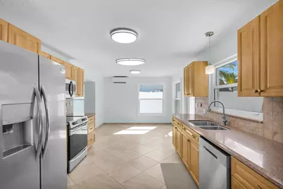 251 Azalea Street, Tavernier, FL 33070 - Photo 16