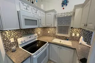 325 Calusa Street, Key Largo, FL 33037 - Photo 6