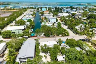 7 Barcelona Dr, Big Coppitt, FL 33040 - Photo 88