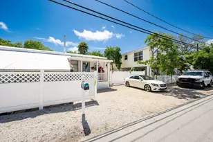 7 Barcelona Dr, Big Coppitt, FL 33040 - Photo 78